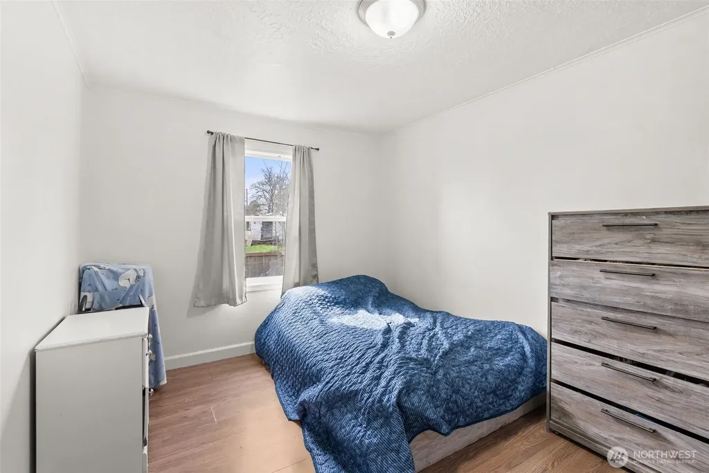 313 Rosewood Street Kelso WA 98626