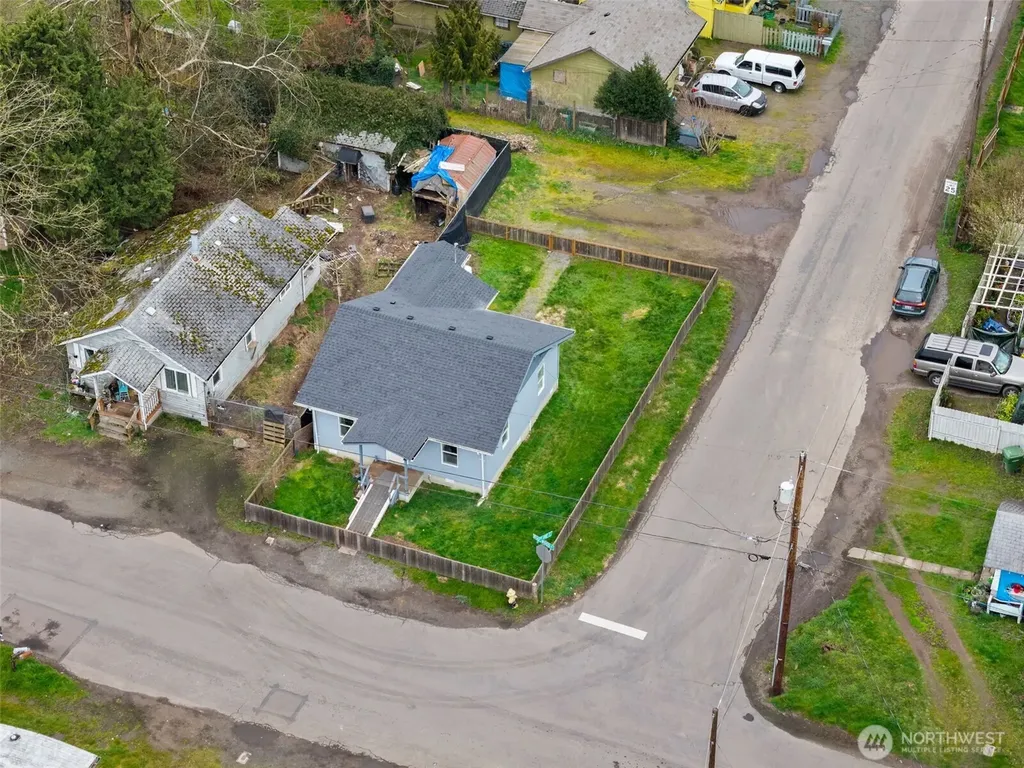 313 Rosewood Street Kelso WA 98626
