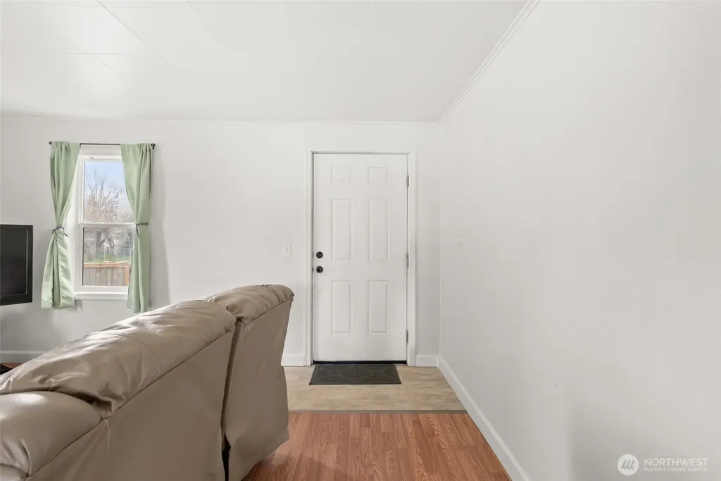 313 Rosewood Street Kelso WA 98626