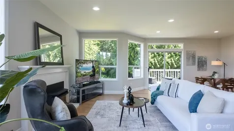 1621 Edgemoor Lane Everett WA 98203