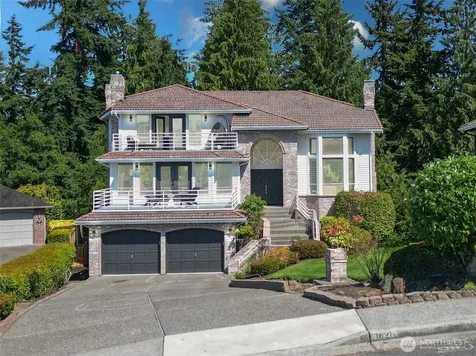 1621 Edgemoor Lane Everett WA 98203