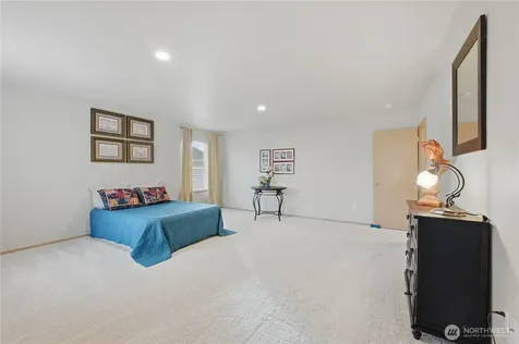 2208 116th Drive SE Lake Stevens WA 98258