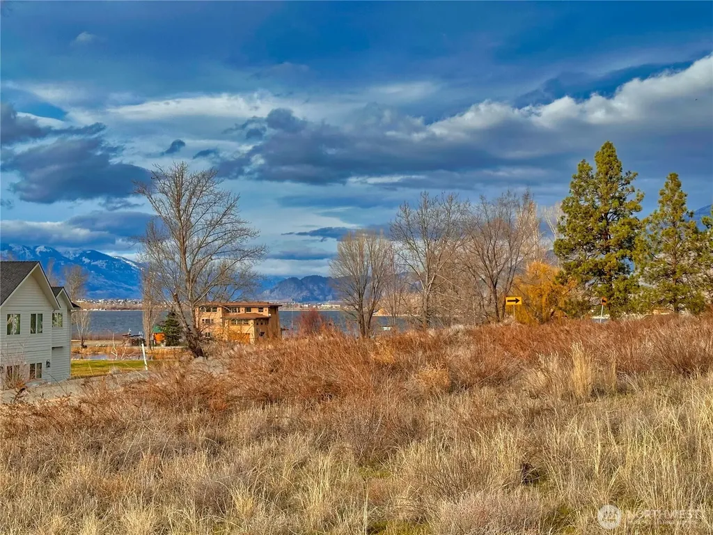 409 Tbd Eastlake Road Oroville WA 98844