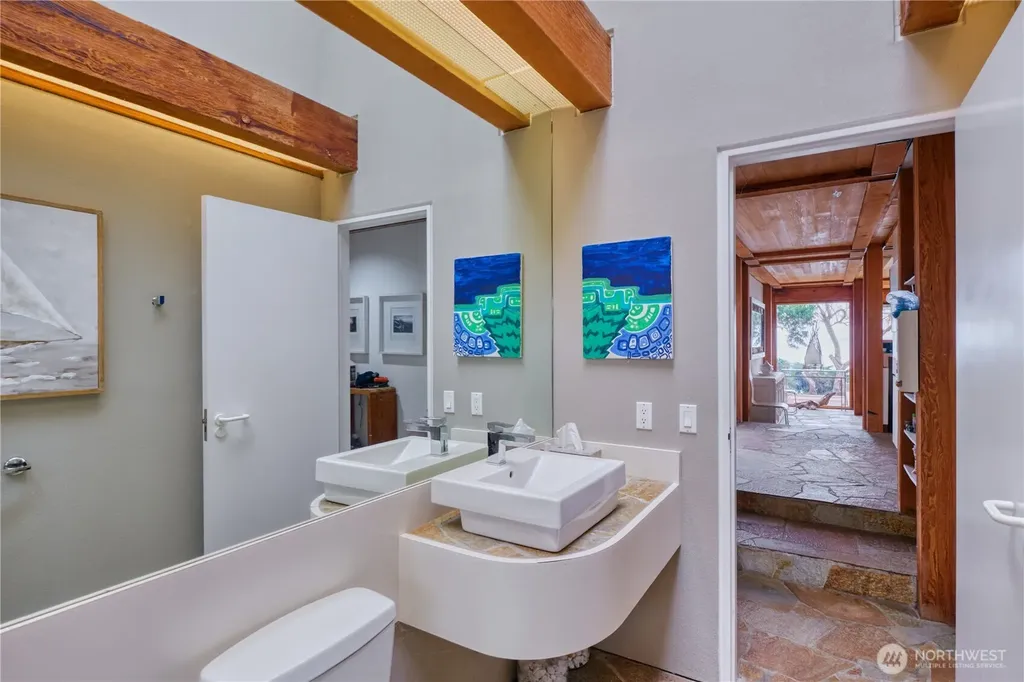 731 Kendor Drive Point Roberts WA 98281