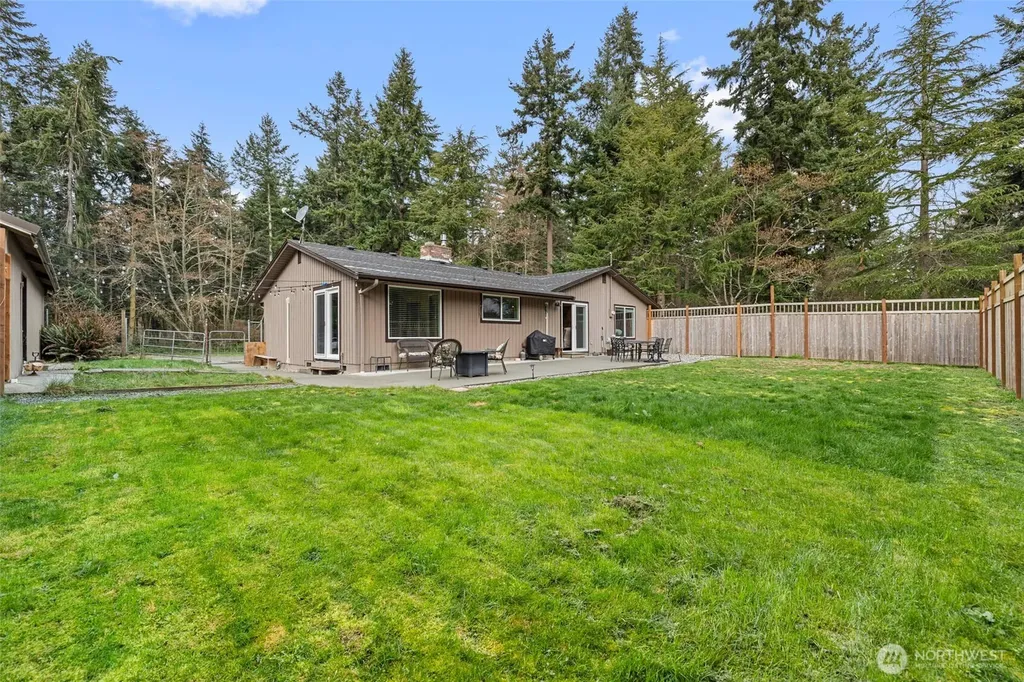 621 Parker Road Coupeville WA 98239