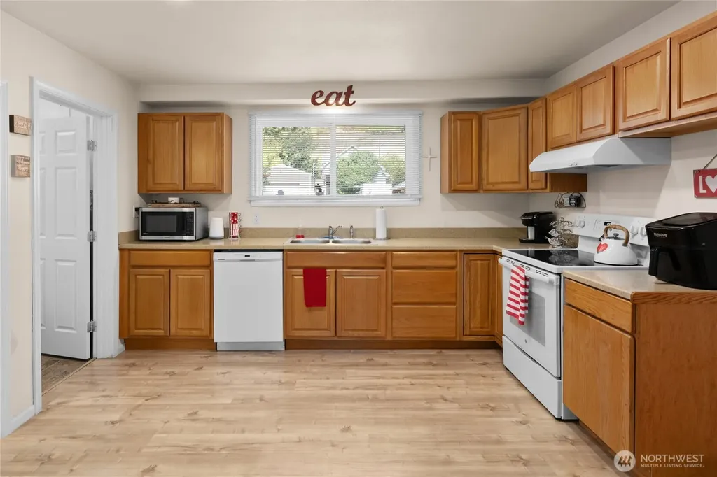 110 W 3rd Street Cle Elum WA 98922