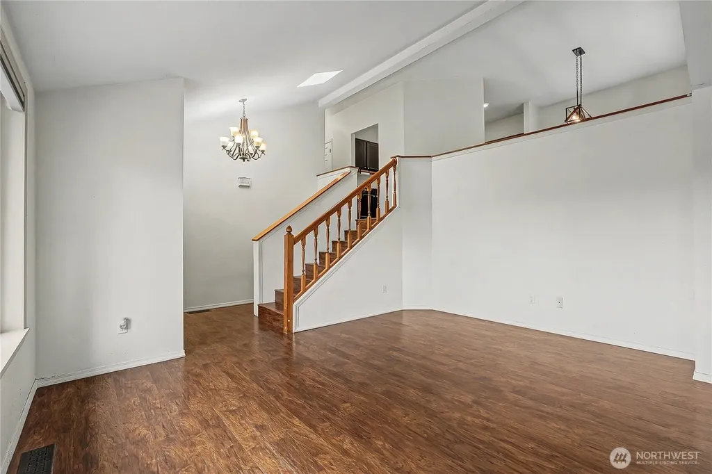 7239 Long Lake Road SE Port Orchard WA 98367