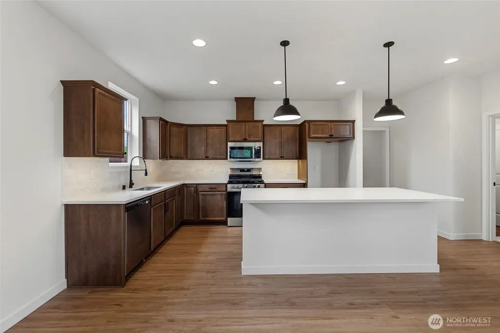 745 Prospector Place Sedro Woolley WA 98284