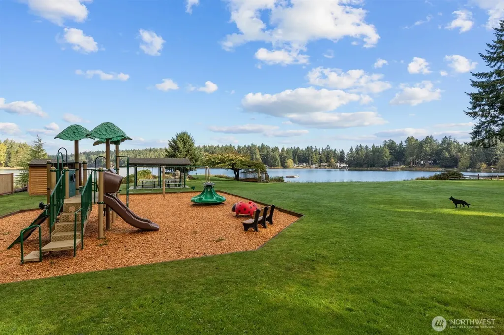12613 Camus Road Anderson Island WA 98303