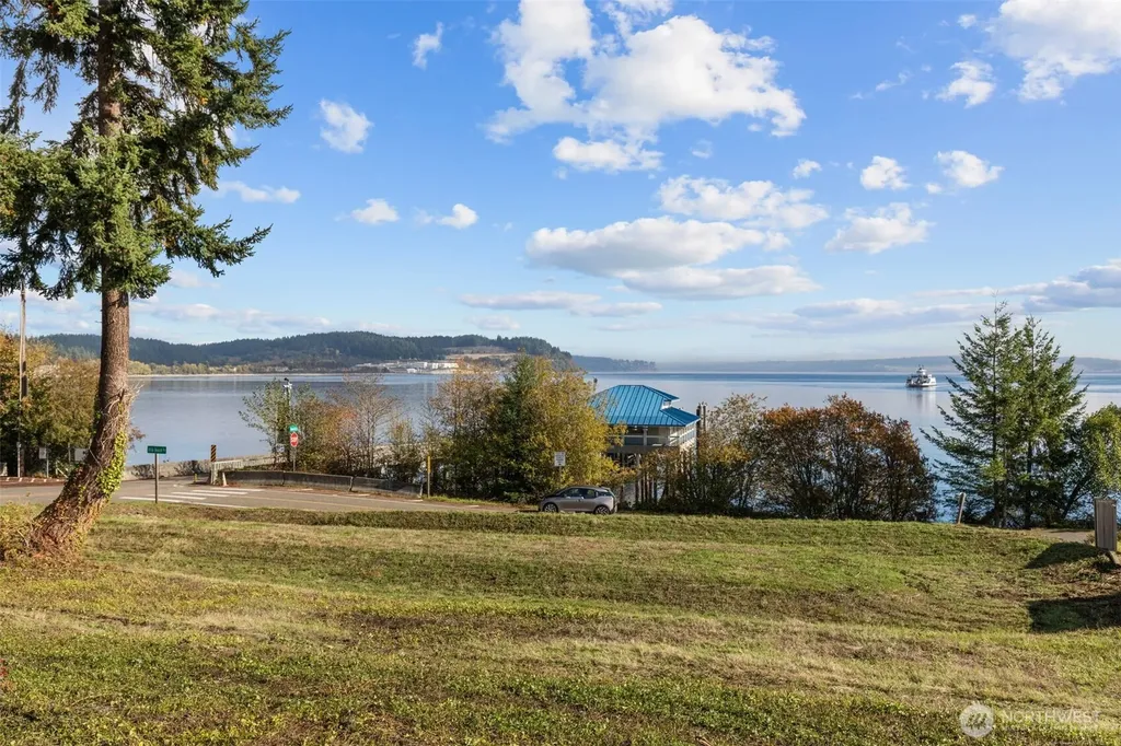 12613 Camus Road Anderson Island WA 98303