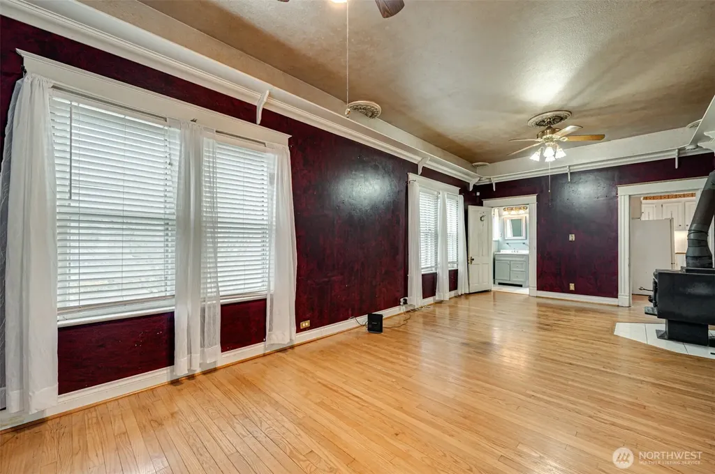 656 Davidson Avenue Woodland WA 98674