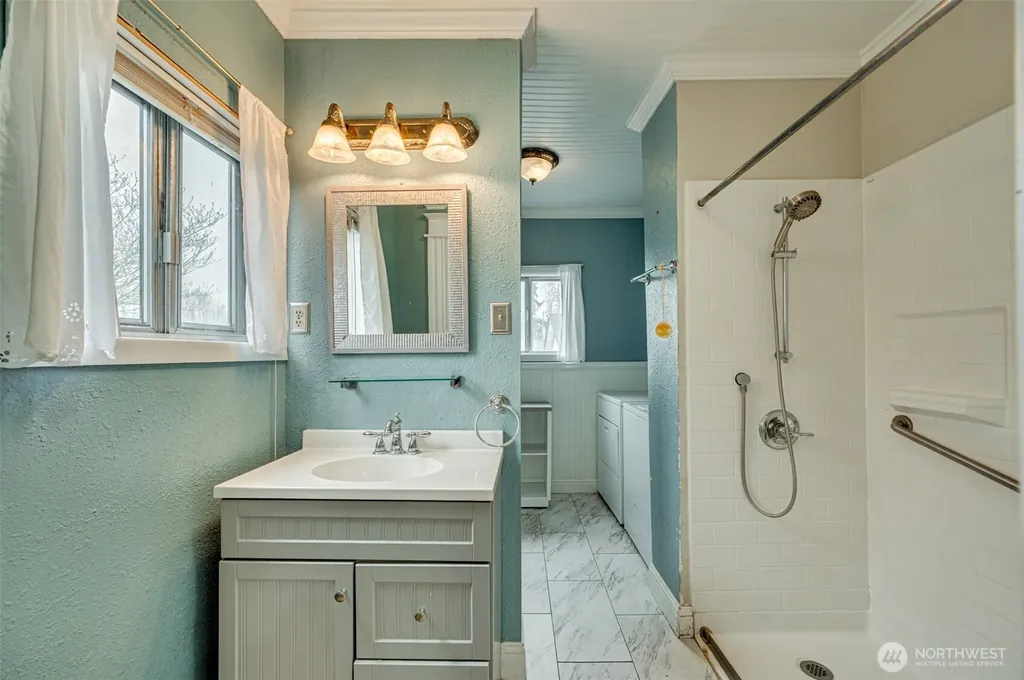 656 Davidson Avenue Woodland WA 98674