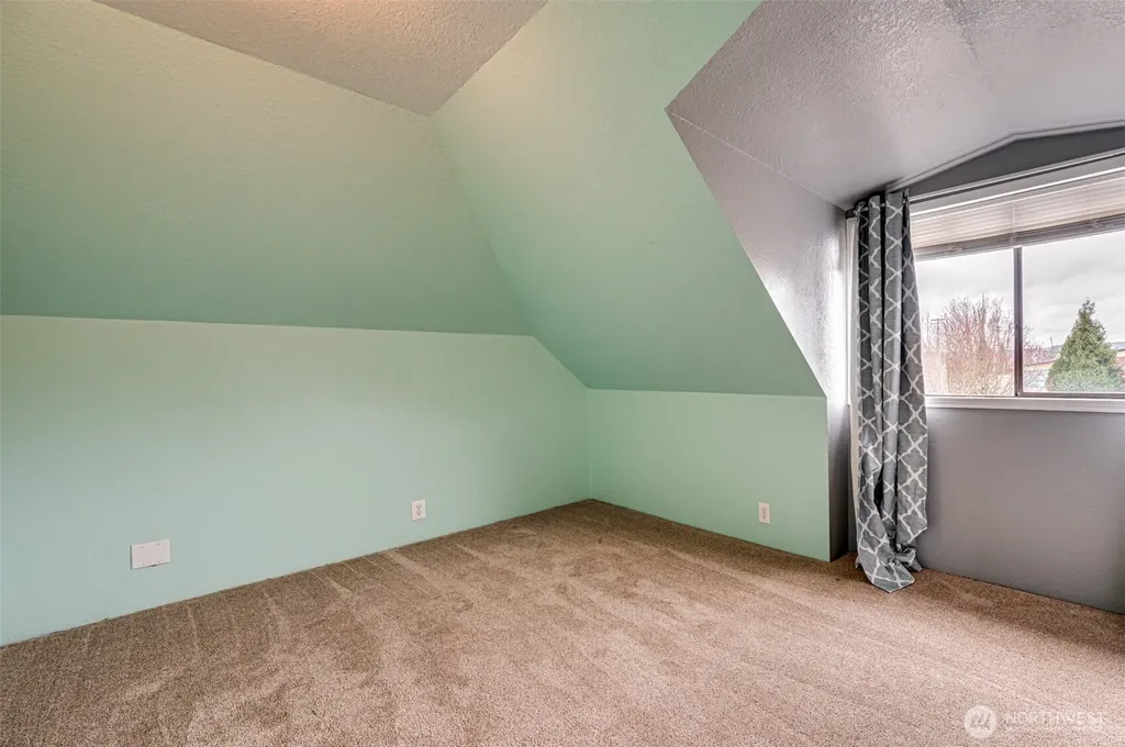 656 Davidson Avenue Woodland WA 98674