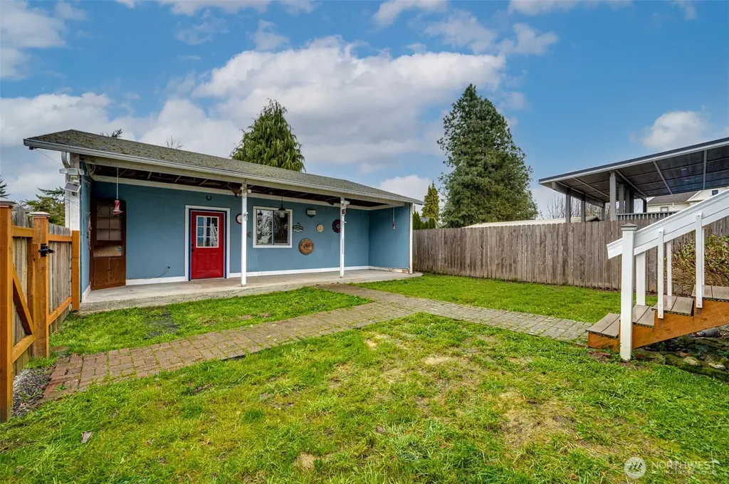 656 Davidson Avenue Woodland WA 98674