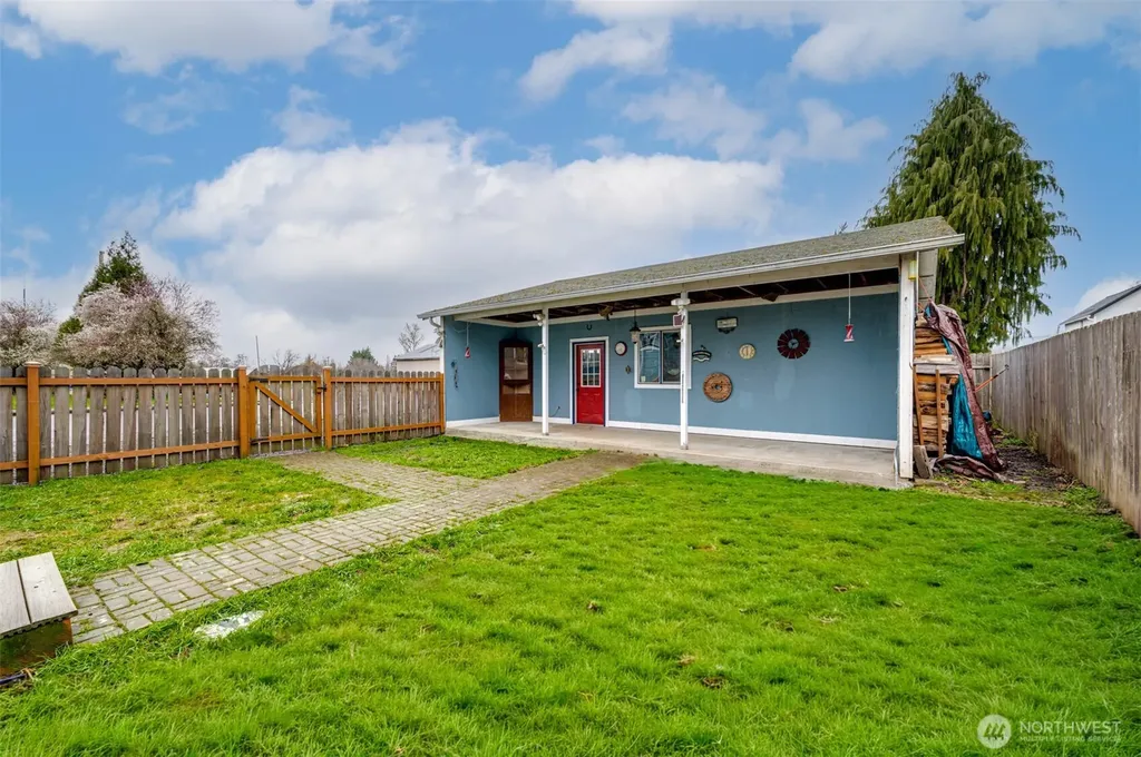 656 Davidson Avenue Woodland WA 98674