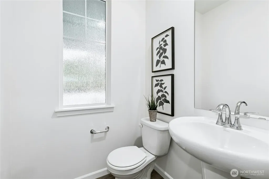 26908 30th Place S Kent WA 98032