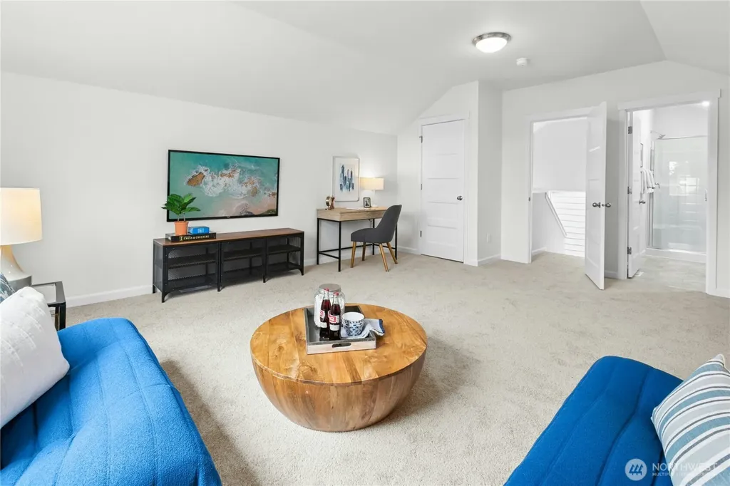 26908 30th Place S Kent WA 98032