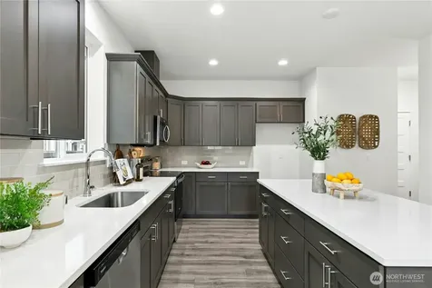 26908 30th Place S Kent WA 98032