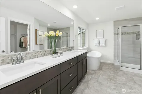26908 30th Place S Kent WA 98032