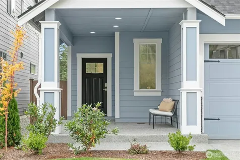 26908 30th Place S Kent WA 98032