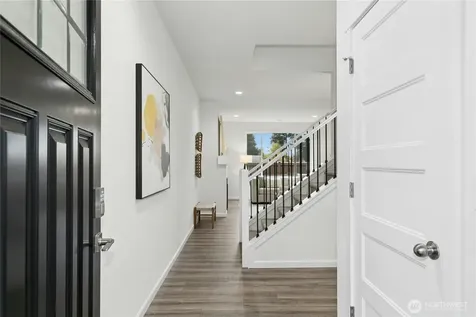 26908 30th Place S Kent WA 98032