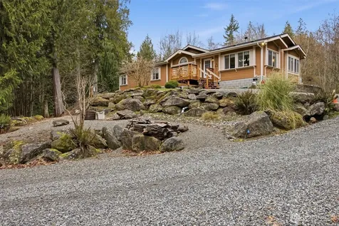 1904 Yew Street Road Bellingham WA 98229