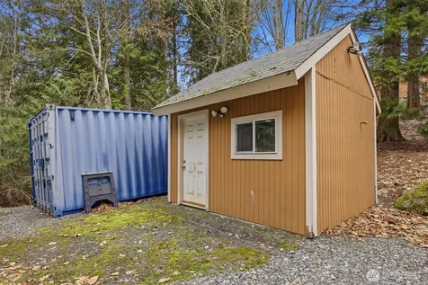 1904 Yew Street Road Bellingham WA 98229