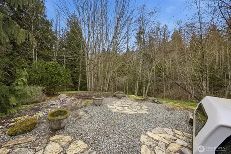1904 Yew Street Road Bellingham WA 98229