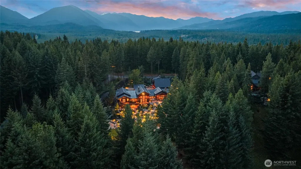 820 Iron Monarch Loop Cle Elum WA 98922