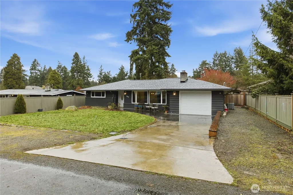 812 Maplewood Avenue Kent WA 98030
