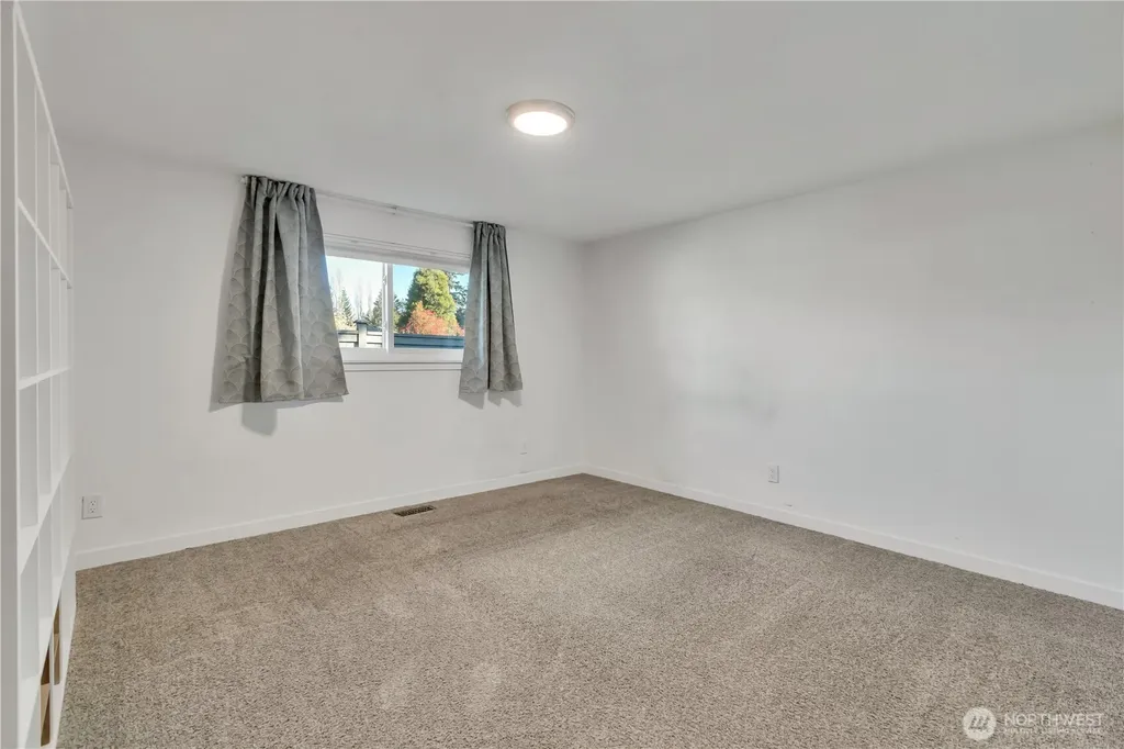 812 Maplewood Avenue Kent WA 98030