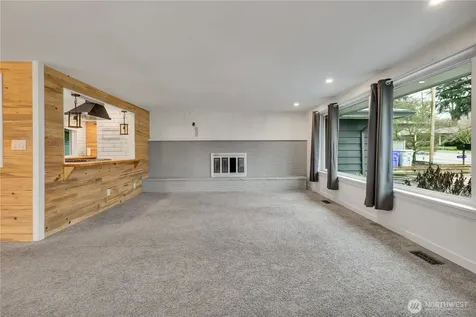 812 Maplewood Avenue Kent WA 98030