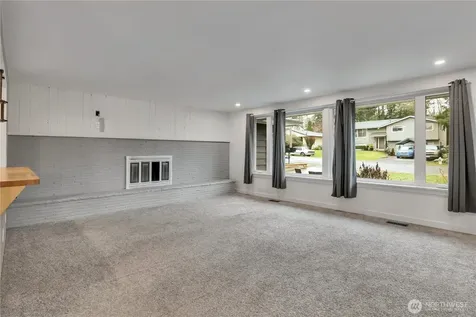 812 Maplewood Avenue Kent WA 98030