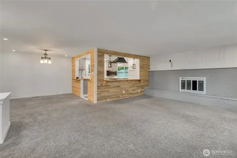 812 Maplewood Avenue Kent WA 98030