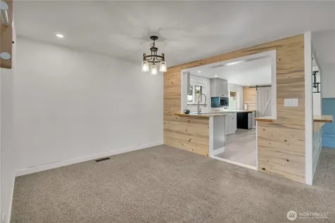 812 Maplewood Avenue Kent WA 98030