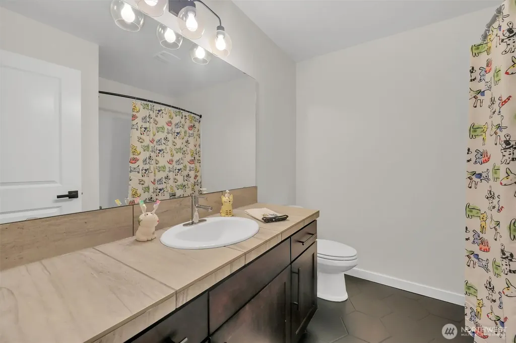 2010 129th Place SW Everett WA 98204