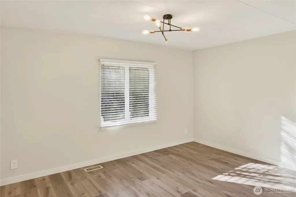 2424 S 130th Place Seatac WA 98168
