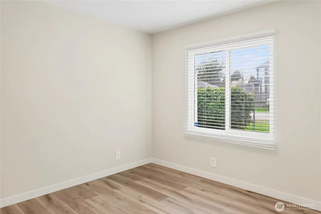 2424 S 130th Place Seatac WA 98168