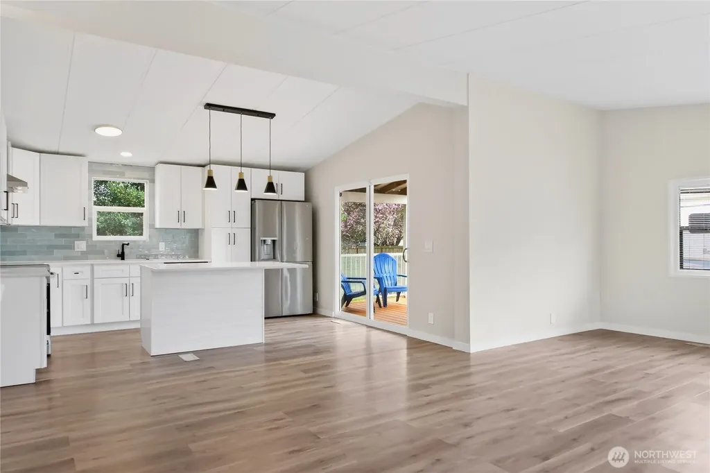 2424 S 130th Place Seatac WA 98168