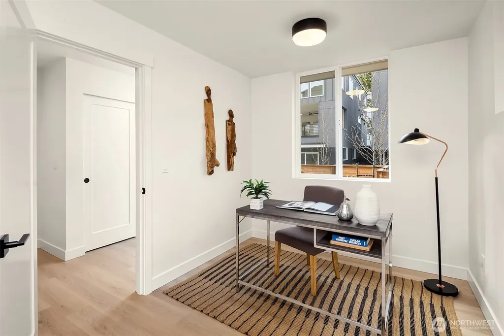 13548 39th Avenue NE Seattle WA 98125