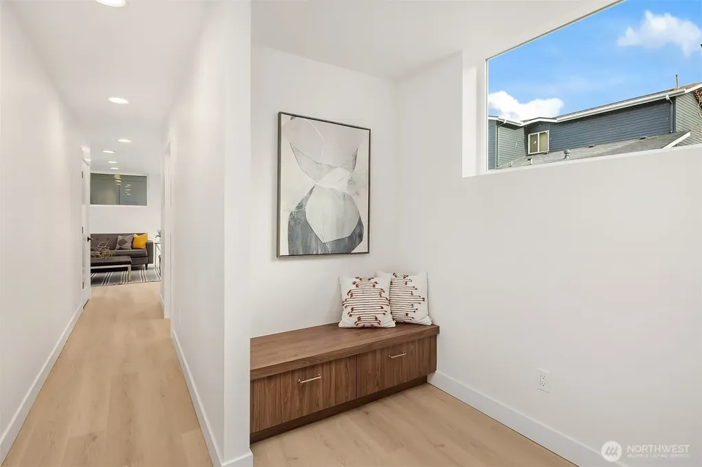 13548 39th Avenue NE Seattle WA 98125