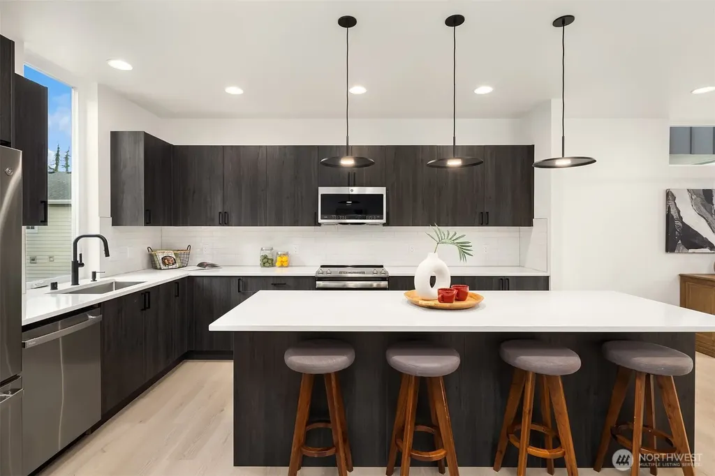 13548 39th Avenue NE Seattle WA 98125