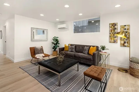13548 39th Avenue NE Seattle WA 98125