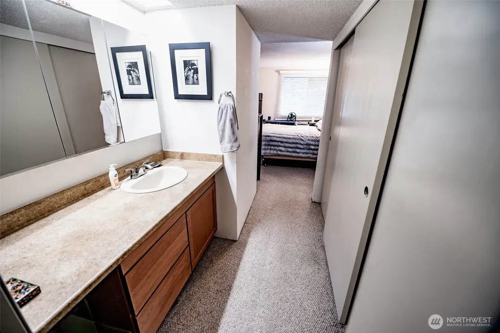 4635 W Lake Sammamish Parkway SE Issaquah WA 98027