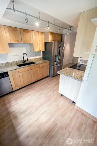 4635 W Lake Sammamish Parkway SE Issaquah WA 98027