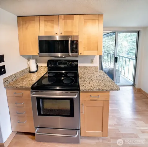 4635 W Lake Sammamish Parkway SE Issaquah WA 98027