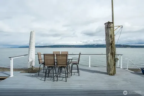 3187 Shoreline Drive Camano Island WA 98282