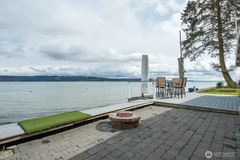 3187 Shoreline Drive Camano Island WA 98282