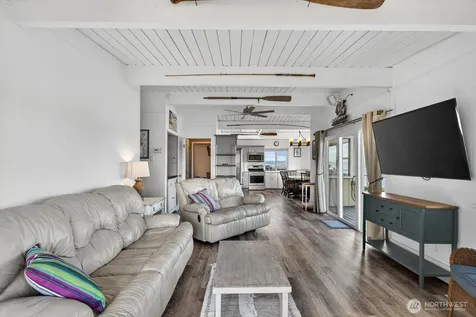 3187 Shoreline Drive Camano Island WA 98282