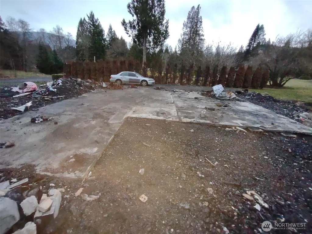 140 Kiona Road Randle WA 98377
